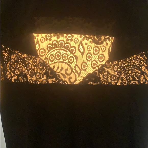 LBD ALERT!! - Picture 5 of 6